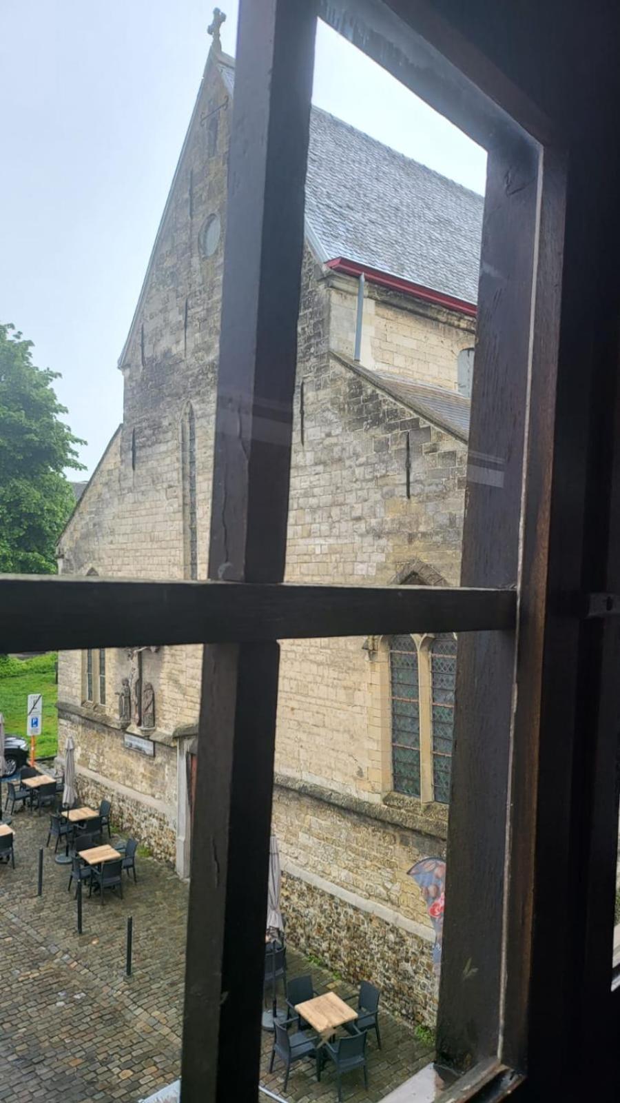 De Pelgrim Otel Tongeren Dış mekan fotoğraf