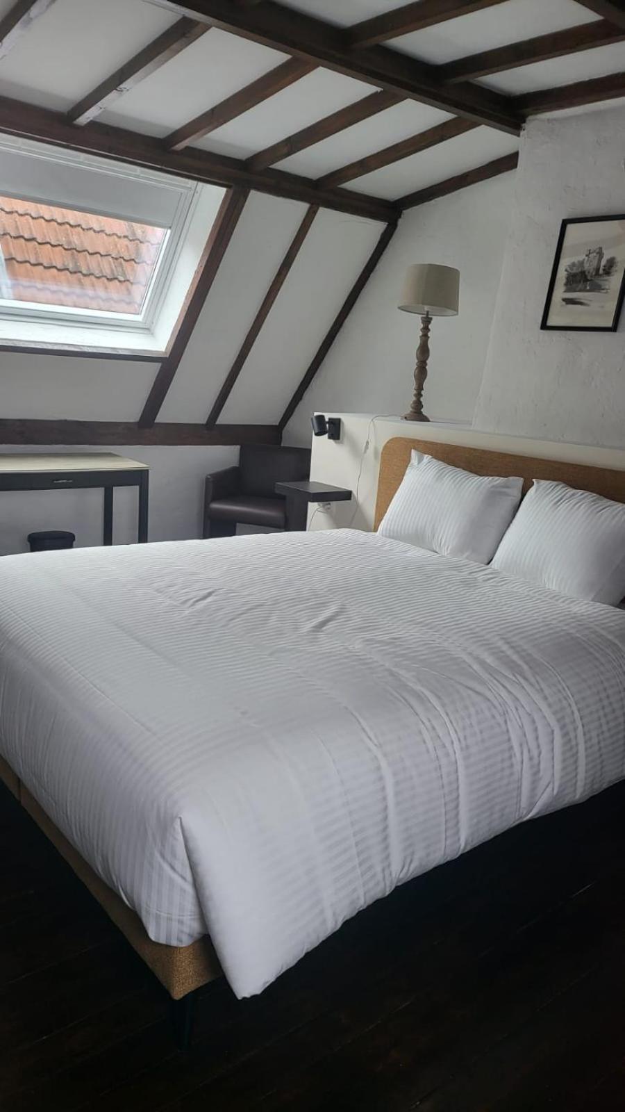 De Pelgrim Otel Tongeren Dış mekan fotoğraf
